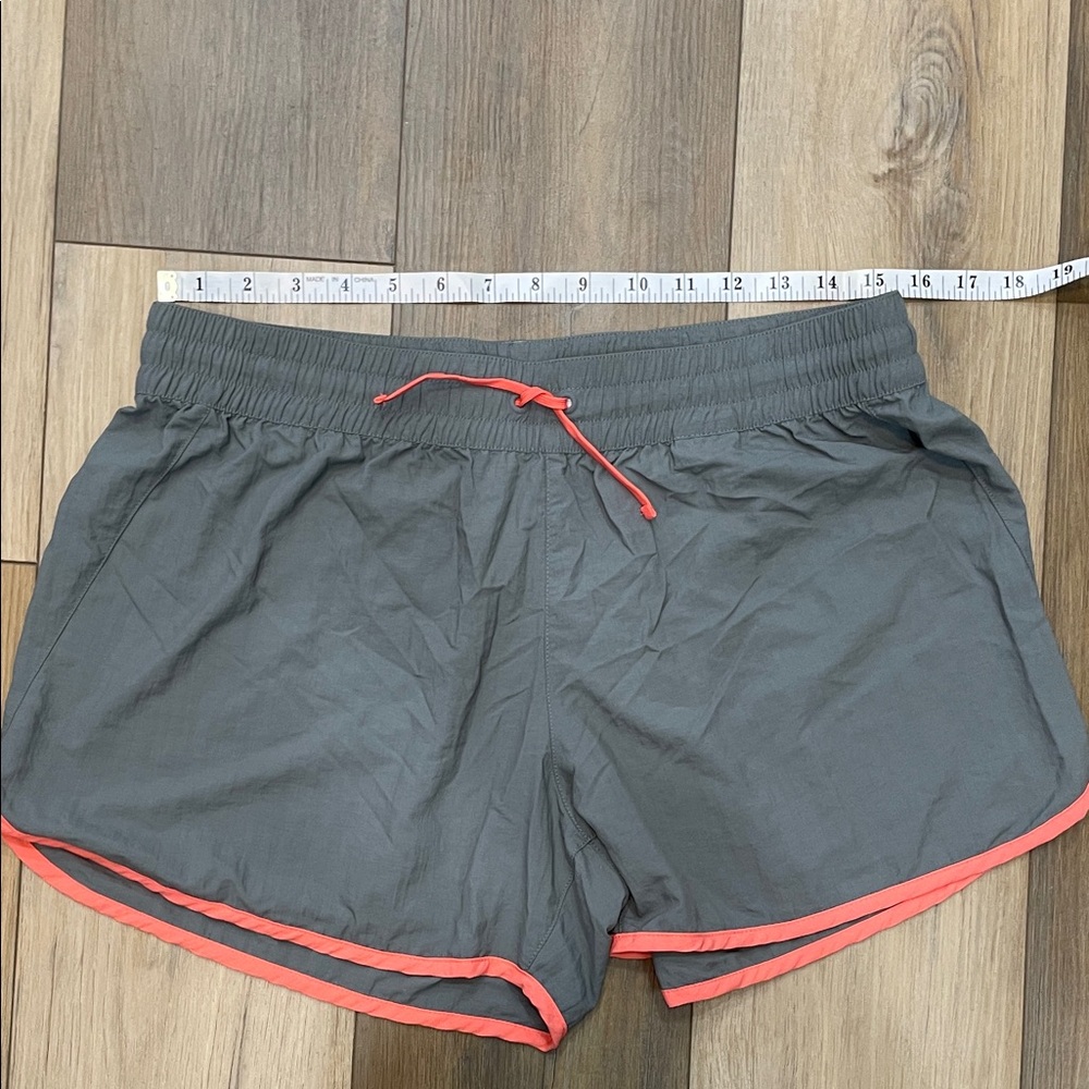 Columbia Gray Women's Athletic Shorts with Coral Trim
